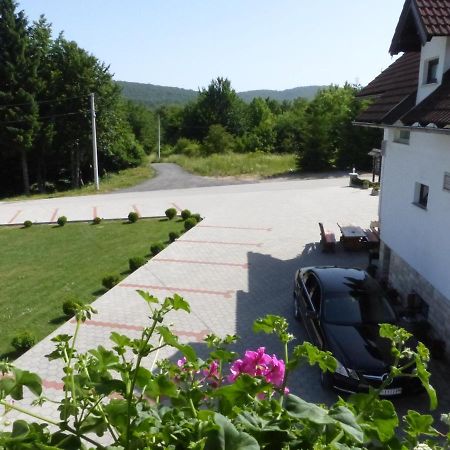 Hotel House Pox Plitvička Jezera Exterior foto